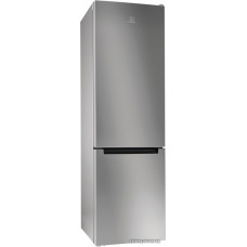 Холодильник Indesit DFE 4200 S
